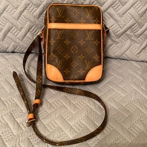 Faux Louie Vitton Crossbody Purse